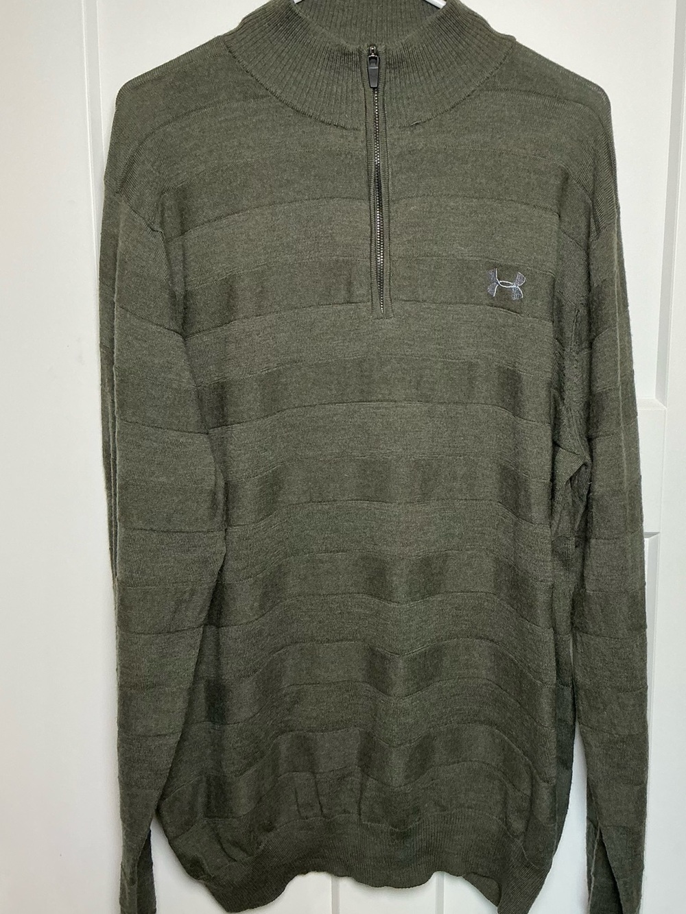 Under Armour Men’s Olive Green Quarter -Zip Sweater XXL